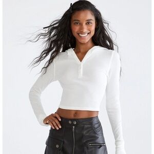 Aeropostale Size Small White Hooded Cropped Thermal Top Long Sleeved T-shirt